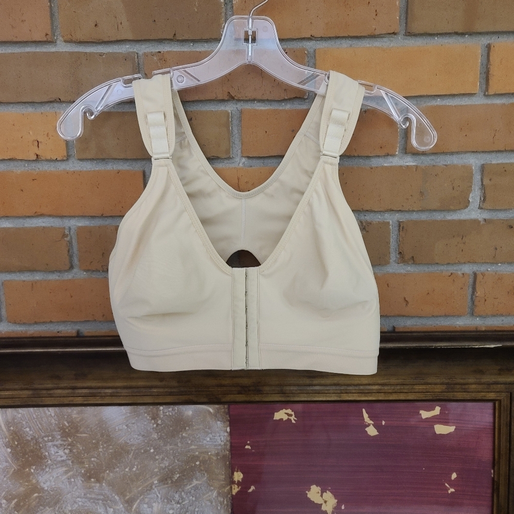 Amazing Women's Support Bra XL ( Ran Smaller)